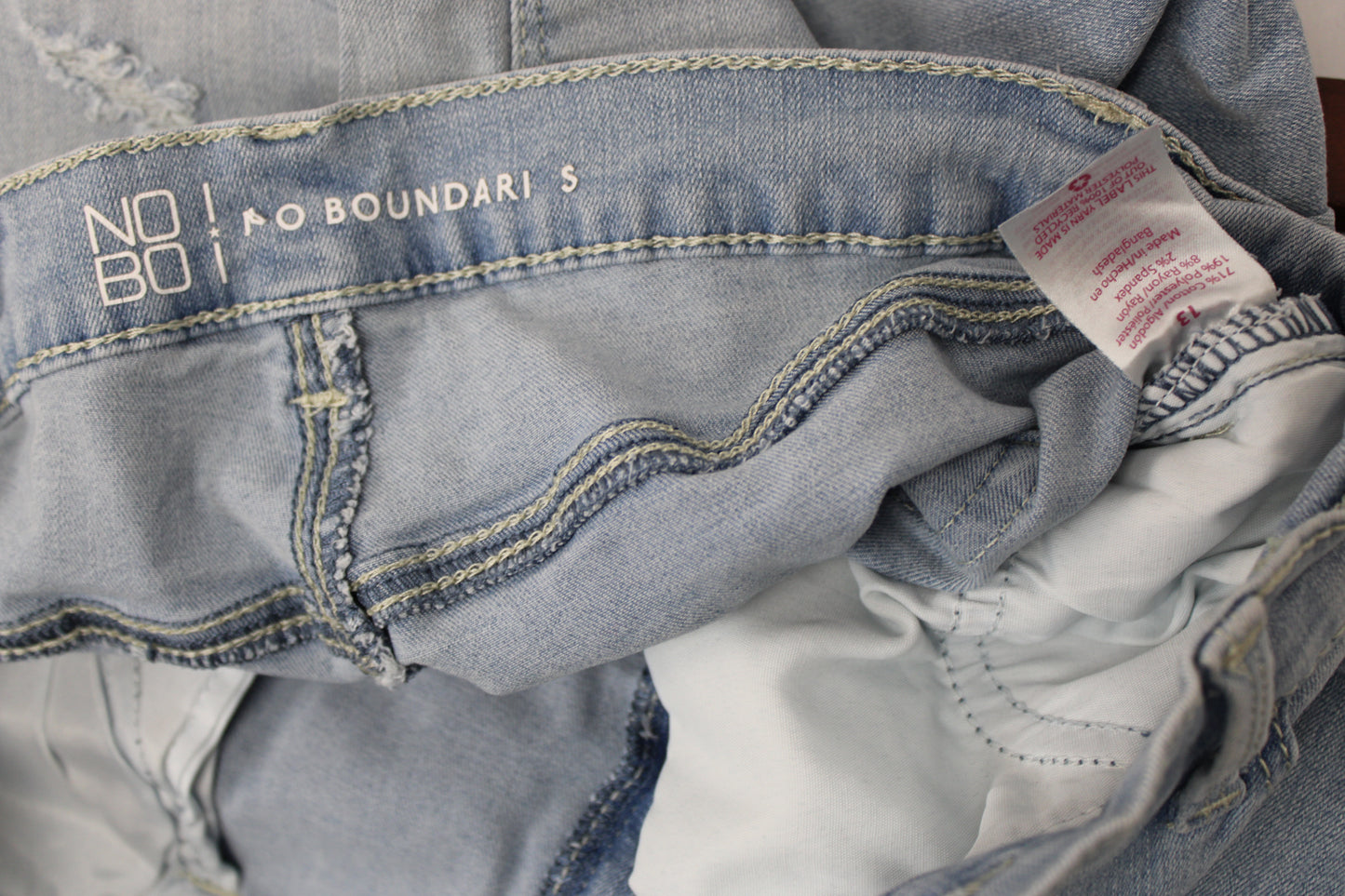 No Boundaries Light Wash Ripped Jean, Women’s 13