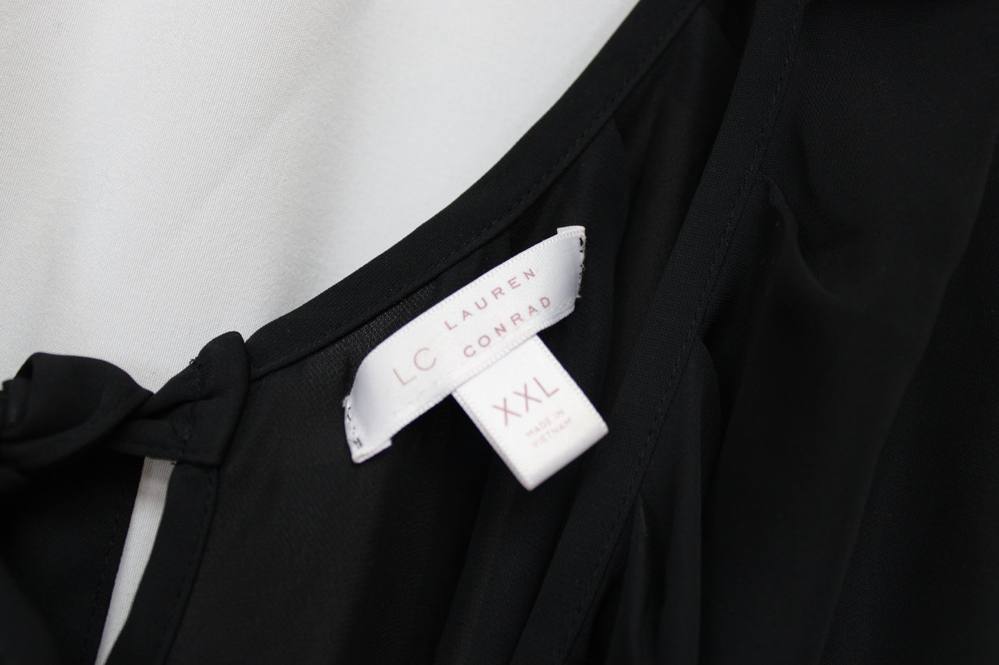Lauren Conrad Short Sleeve Blouse, Black, Women’s XXL
