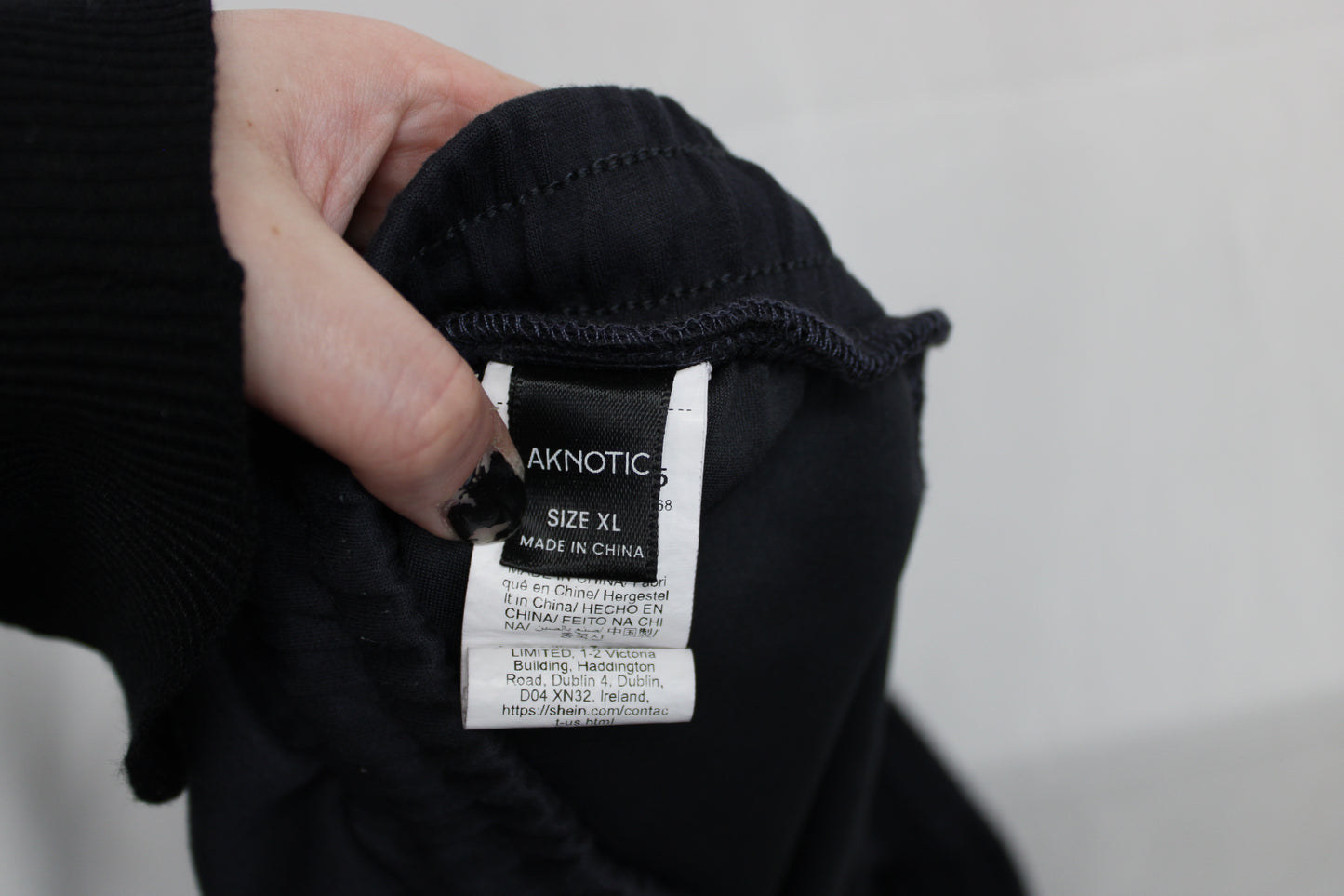 Aknotic Drawstring Sweatpants, Black, Men’s XL