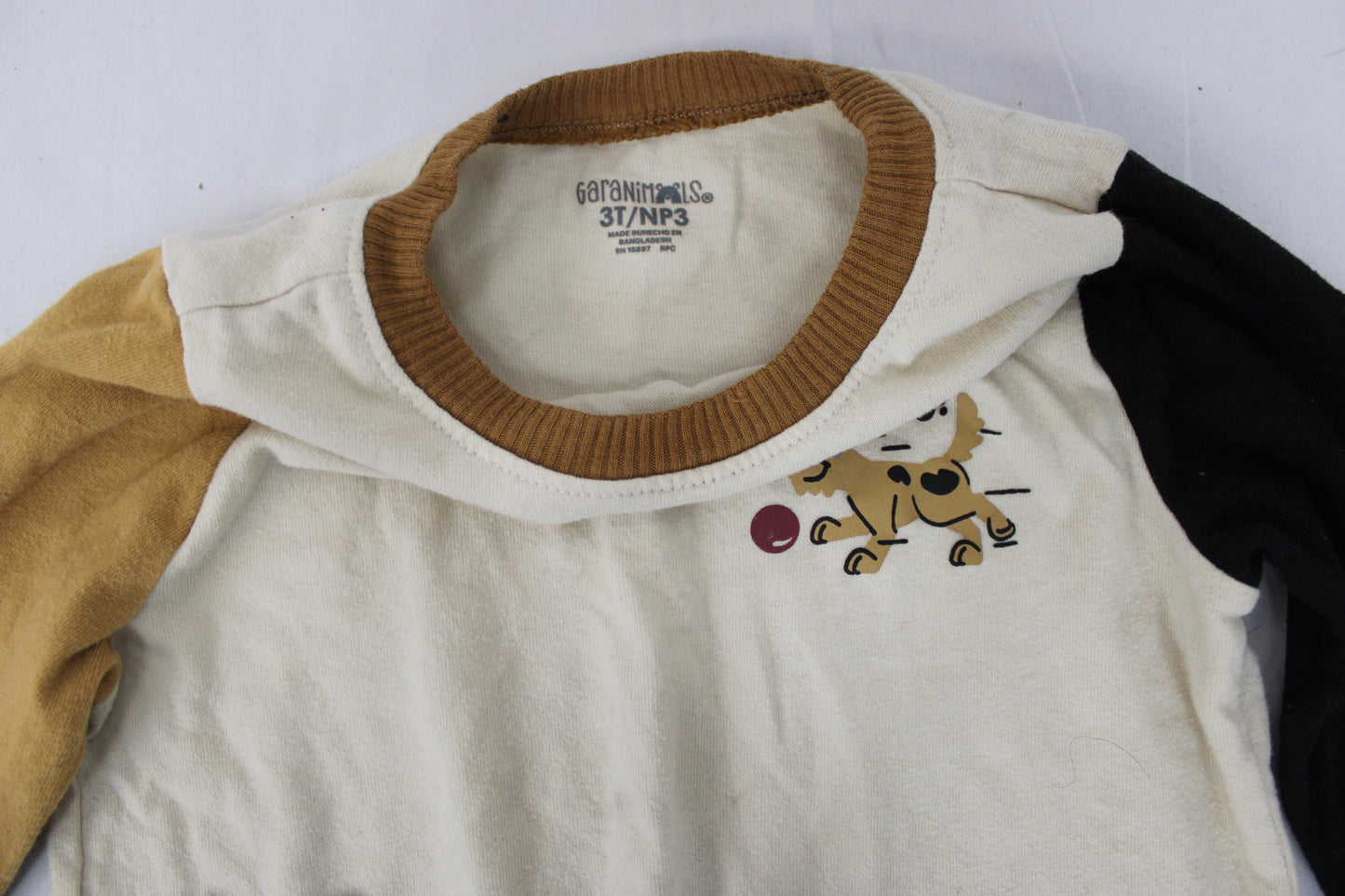 Garanimals Let’s Go Long Sleeve T-shirt, Beige/Black, 3T