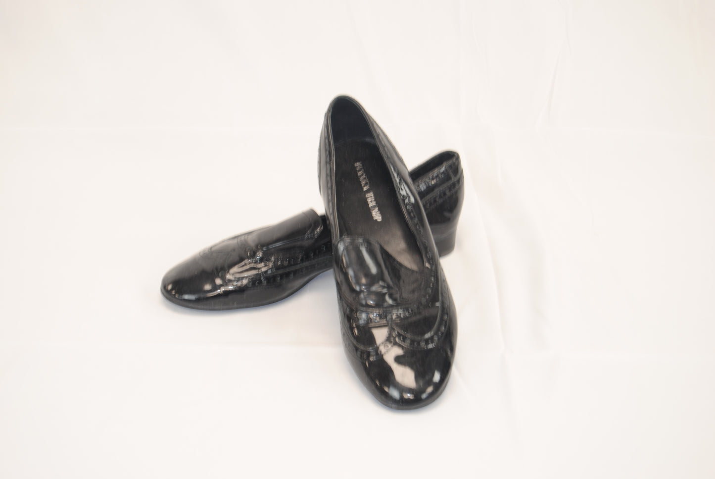 Ivanka Trump black patent leather wing tip loafer, women's sz. 9.5