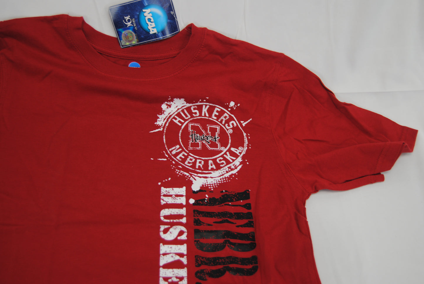 Nebraska Huskers graphic tee, red/blk, Youth XXL (16/18) (new)