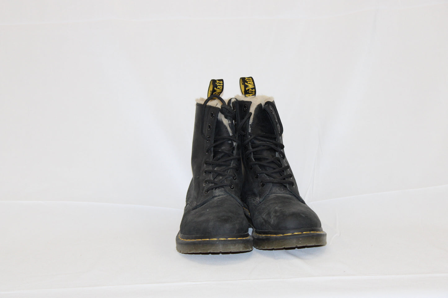 Dr. Martens Serena black leather, lined combat lace-up boot, Women's size 8