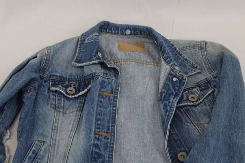 Amethyst Jeans 3 button denim jacket, medium wash, Women's S