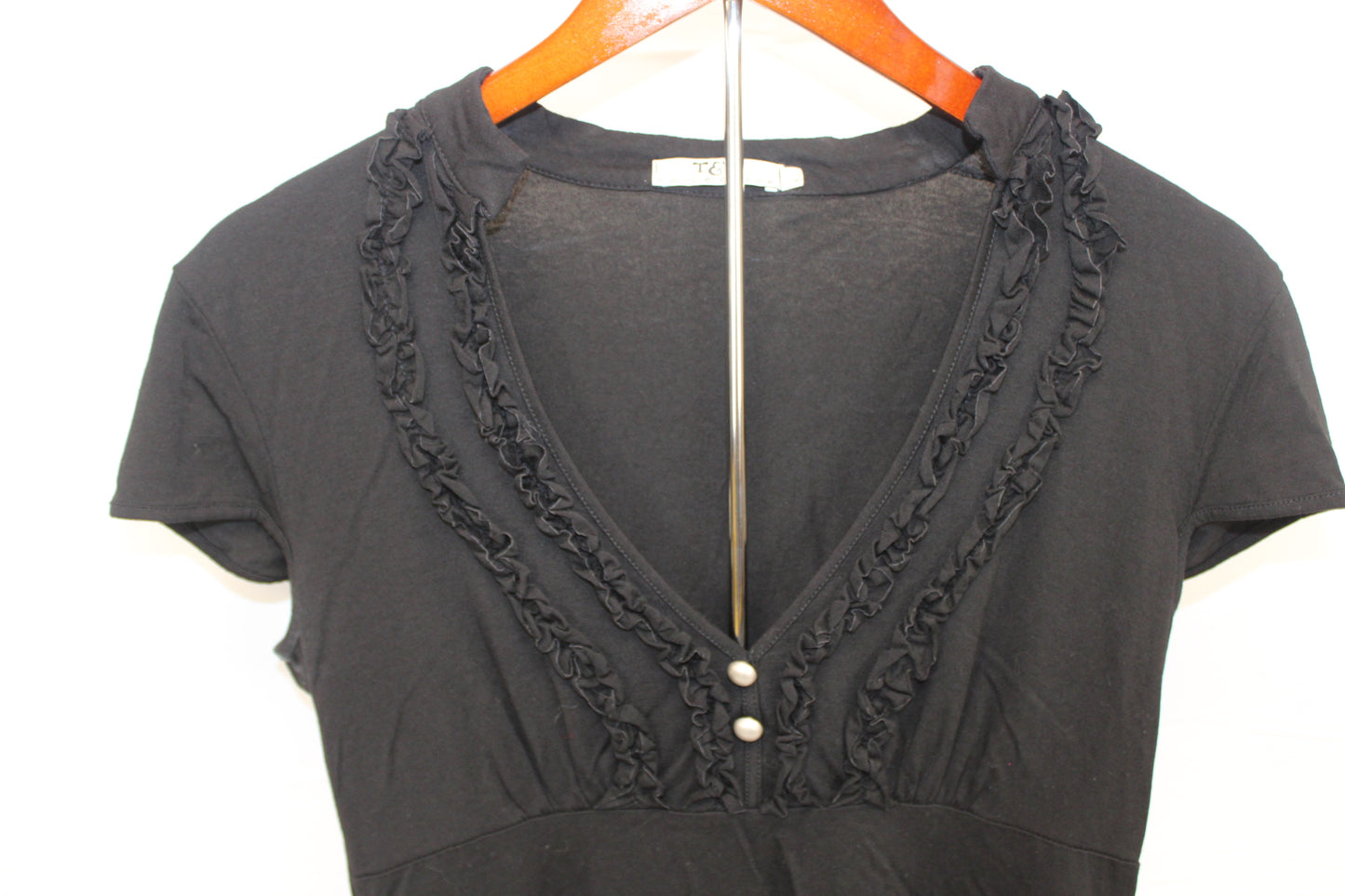 T & T Collection v-neck short sleeve cotton top, Women's XL