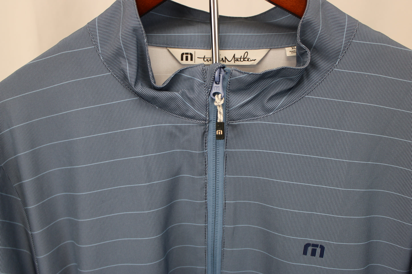 Travis Mathew long sleeve 1/4 zip golf polo, Men's XL