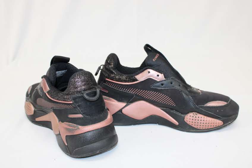 Puma RS-X retro running sneaker, blk/rose gold no laces, Women's 8