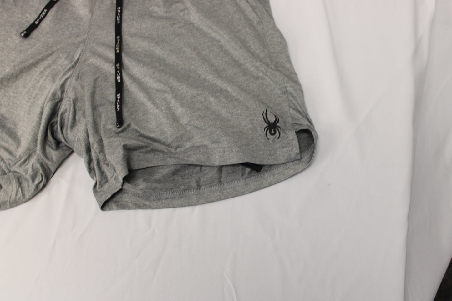Spyder drawstring moisture wicking athletic shorts, Men's L