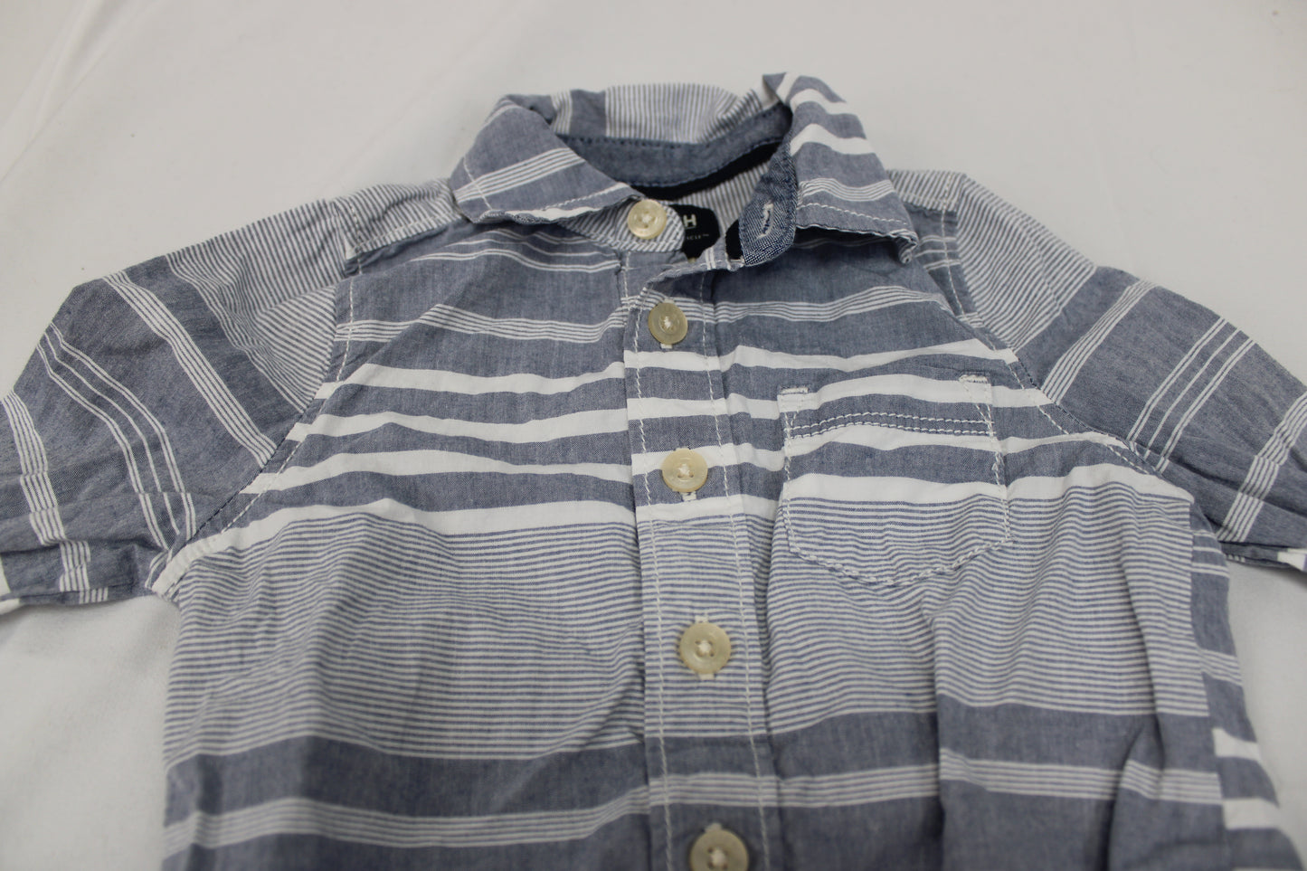 Oshkosh Long Sleeve Button up Infant Onesie, Size 12M