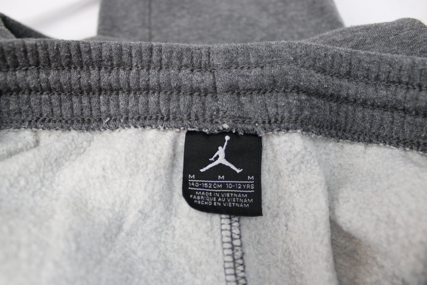 Nike gray boys joggers, Size M