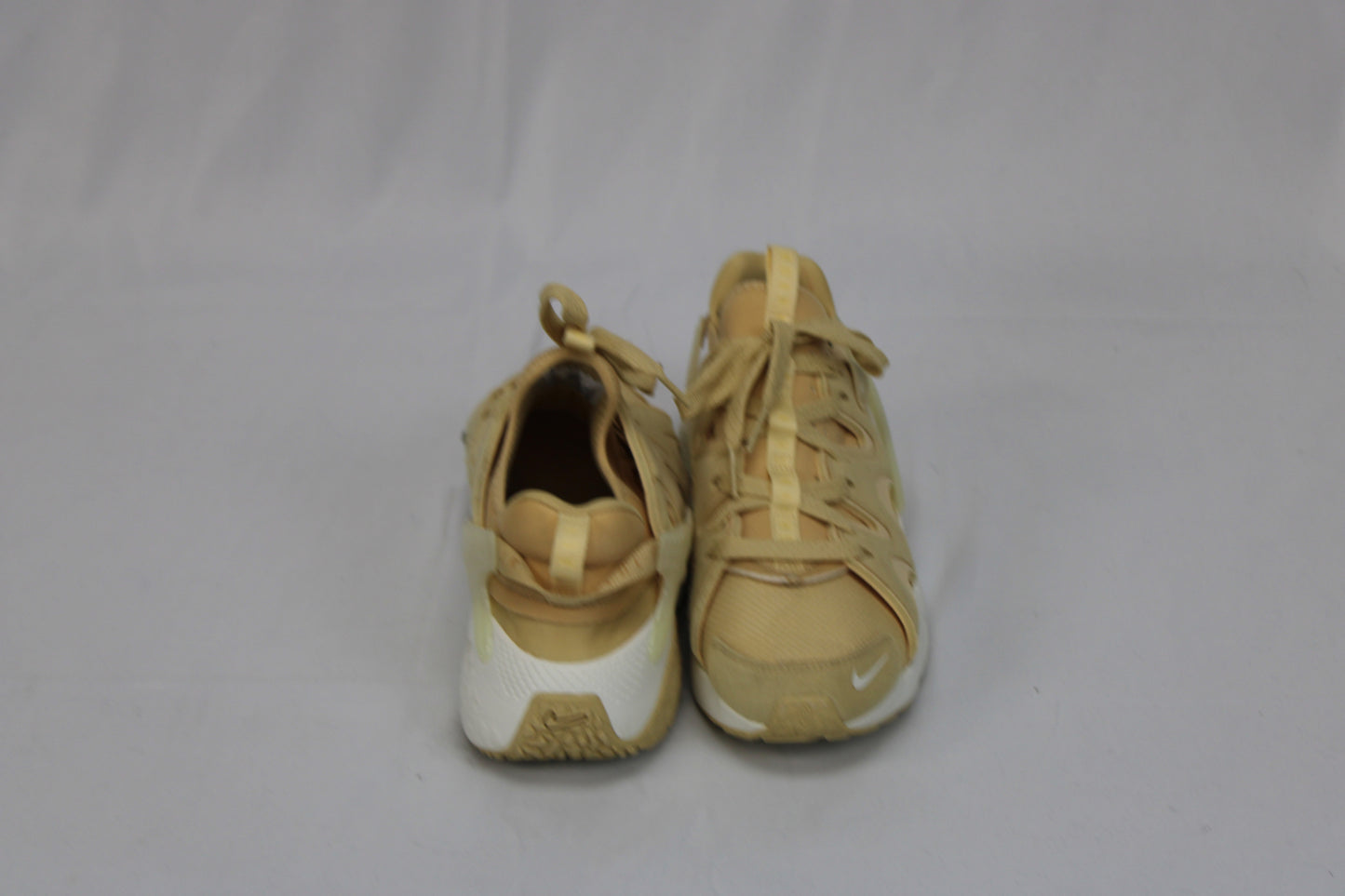 Nike Air Huarache Trainer, sesame/sail, Women's 9.5
