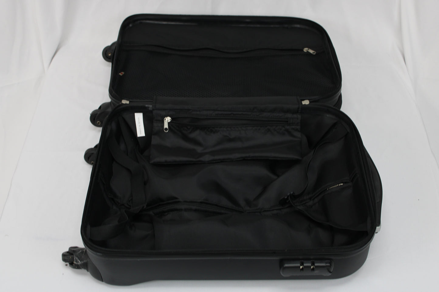 Swiss Case carry on sized expandable suitcase, reinforced shell, New