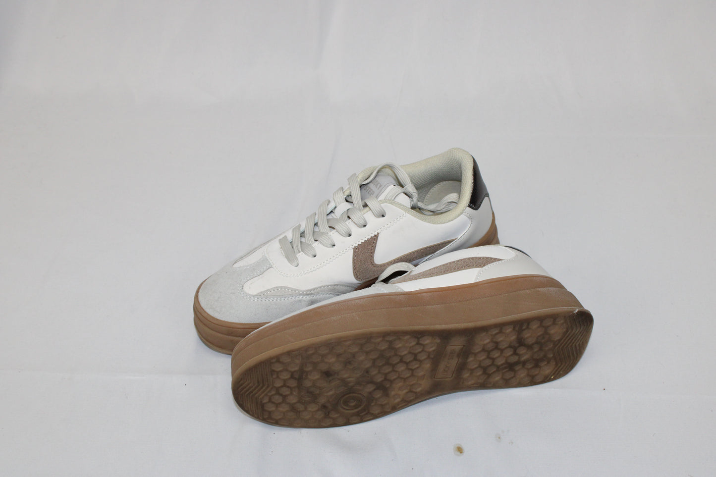 Lucky Step street sneaker, ivory, Women's 8.5