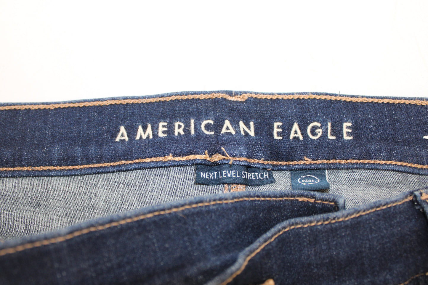 American Eagle flared leg dark wash jeans, Women's 16