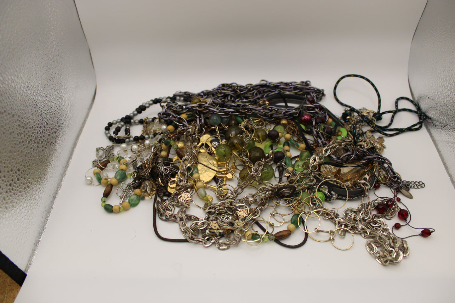 20 count metallic necklace variety bundle