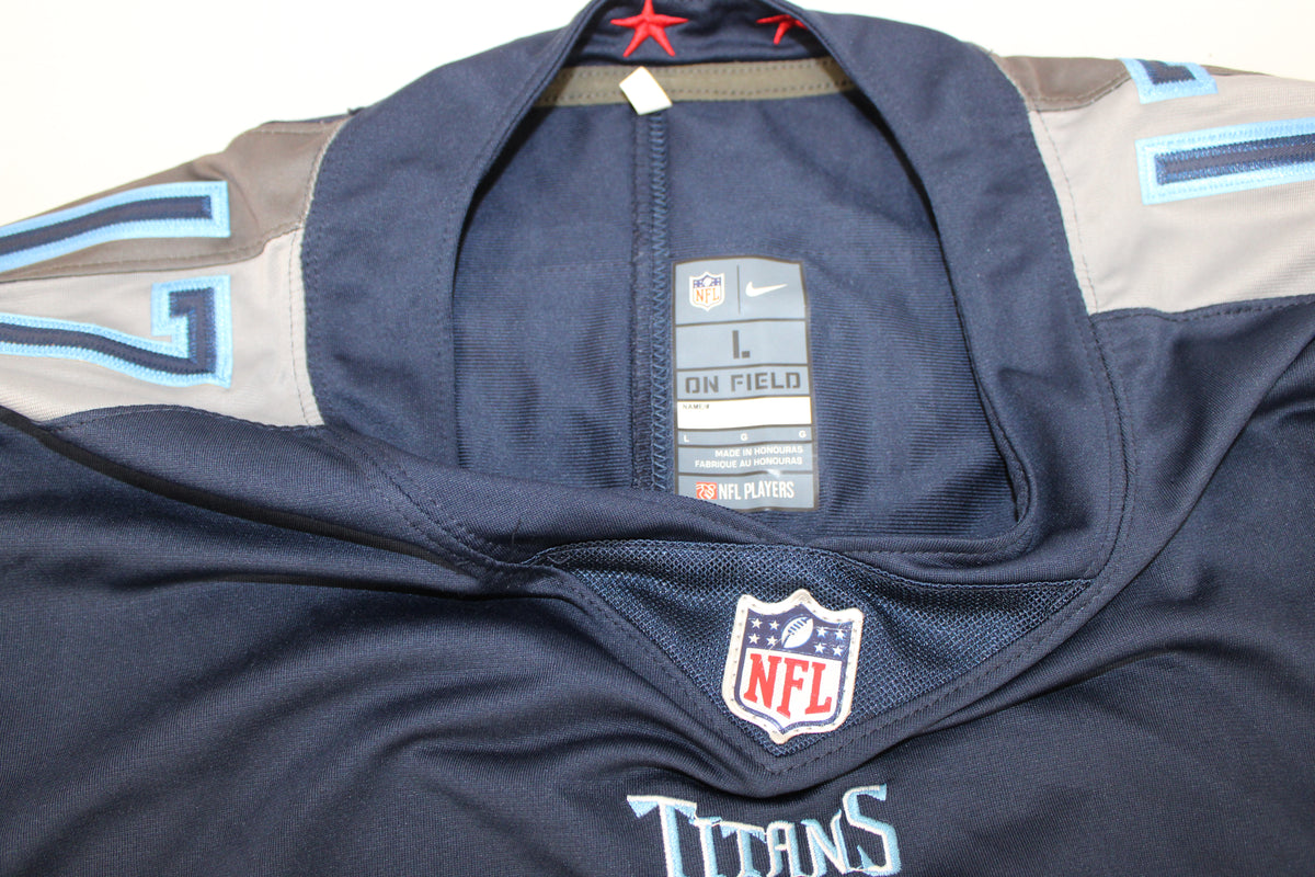 Nike on-field Tennessee Titans Ryan Tannehill jersey, Men's L (with damage)
