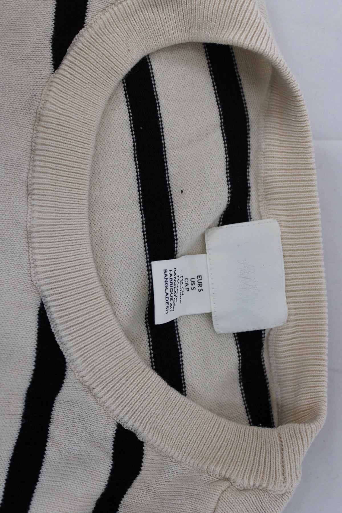 H&M Short Sleeve Striped Sweater, Size S