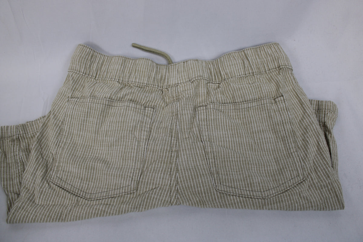 Cat & Jack Boys Khaki/White striped Shorts, Size M