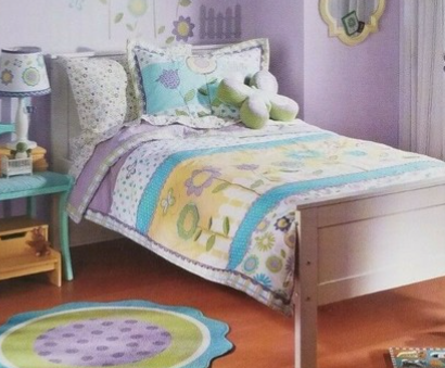Circo Twin Size Buds N Blossoms Kids Quilt
