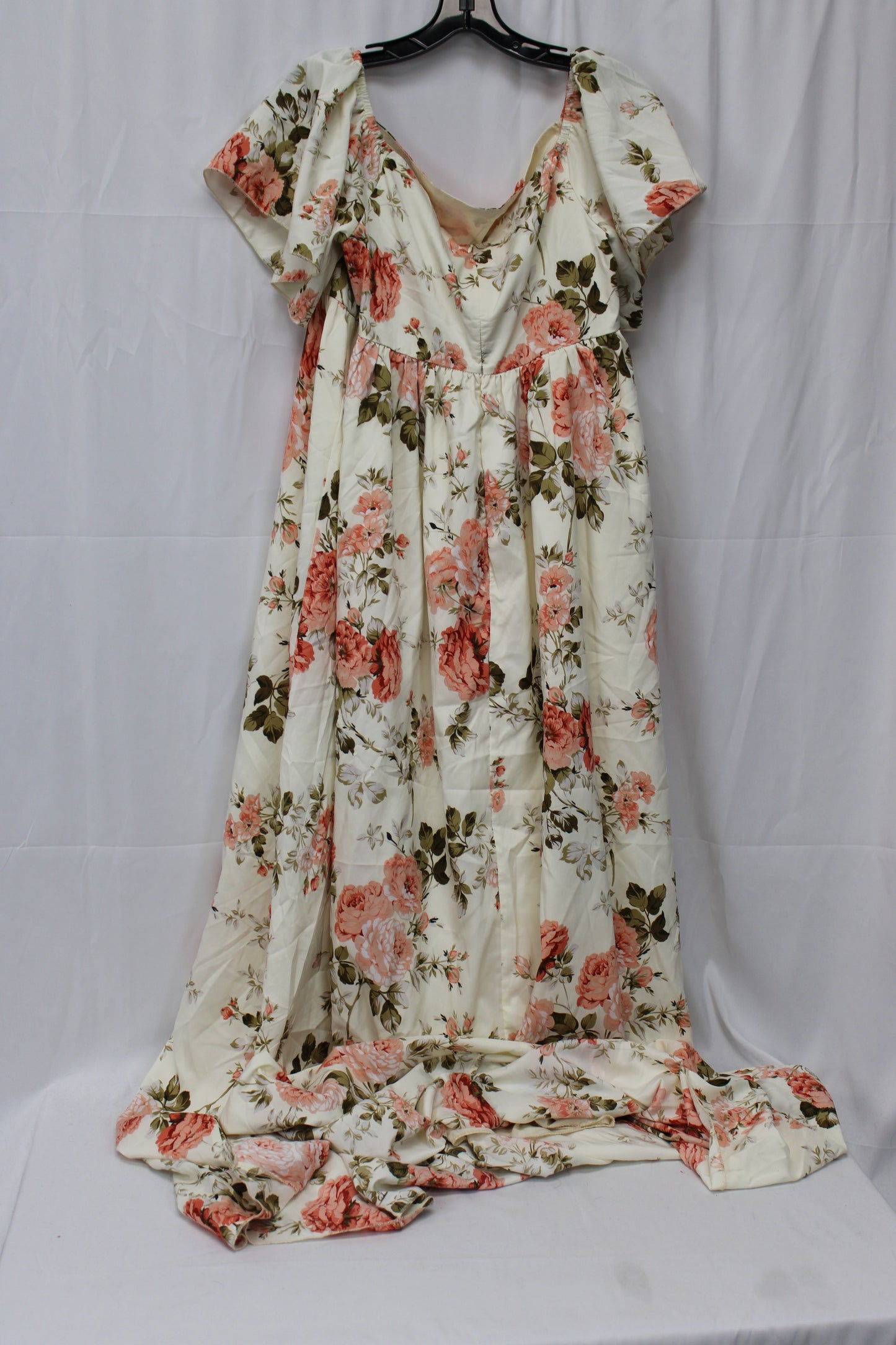Women’s Full Length Floral Dress, L