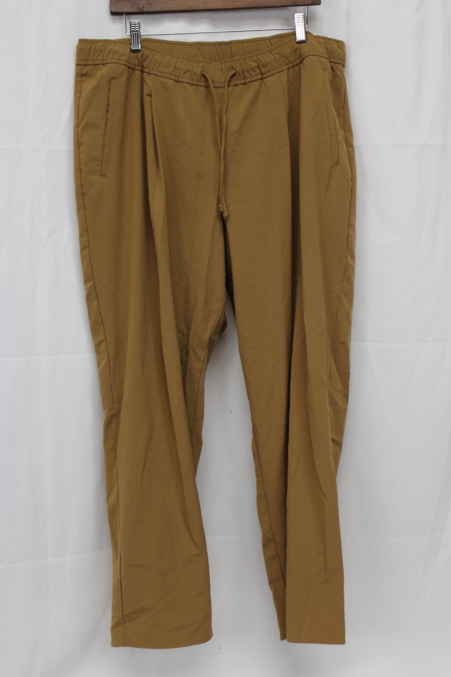 Old Navy Drawstring Capri’s, Women’s XL