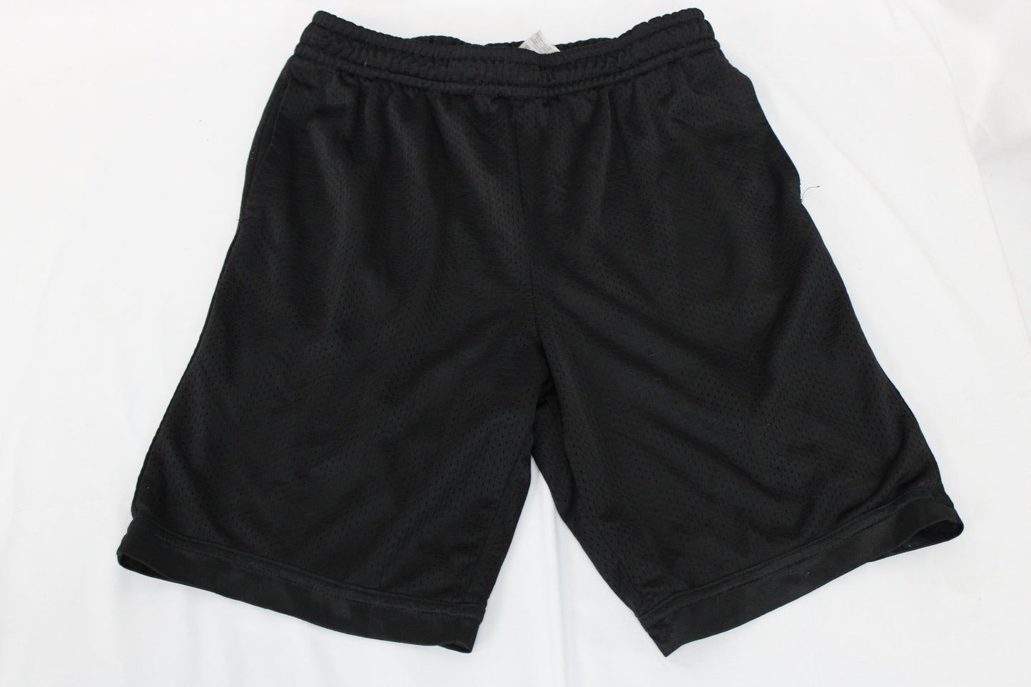 Athletic Works Mesh Shorts, Black, Men’s (14-16)