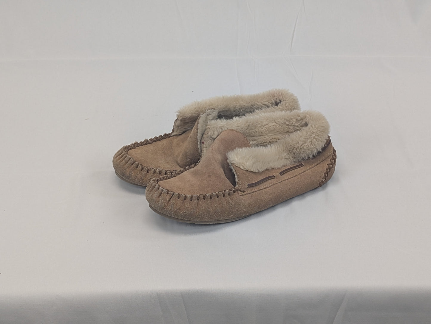 Minnetonka Moccasin Slipper