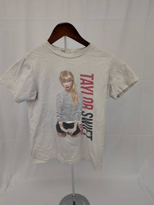 Taylor Swift authentic 2013 Red Tour t-shirt, Women's XS