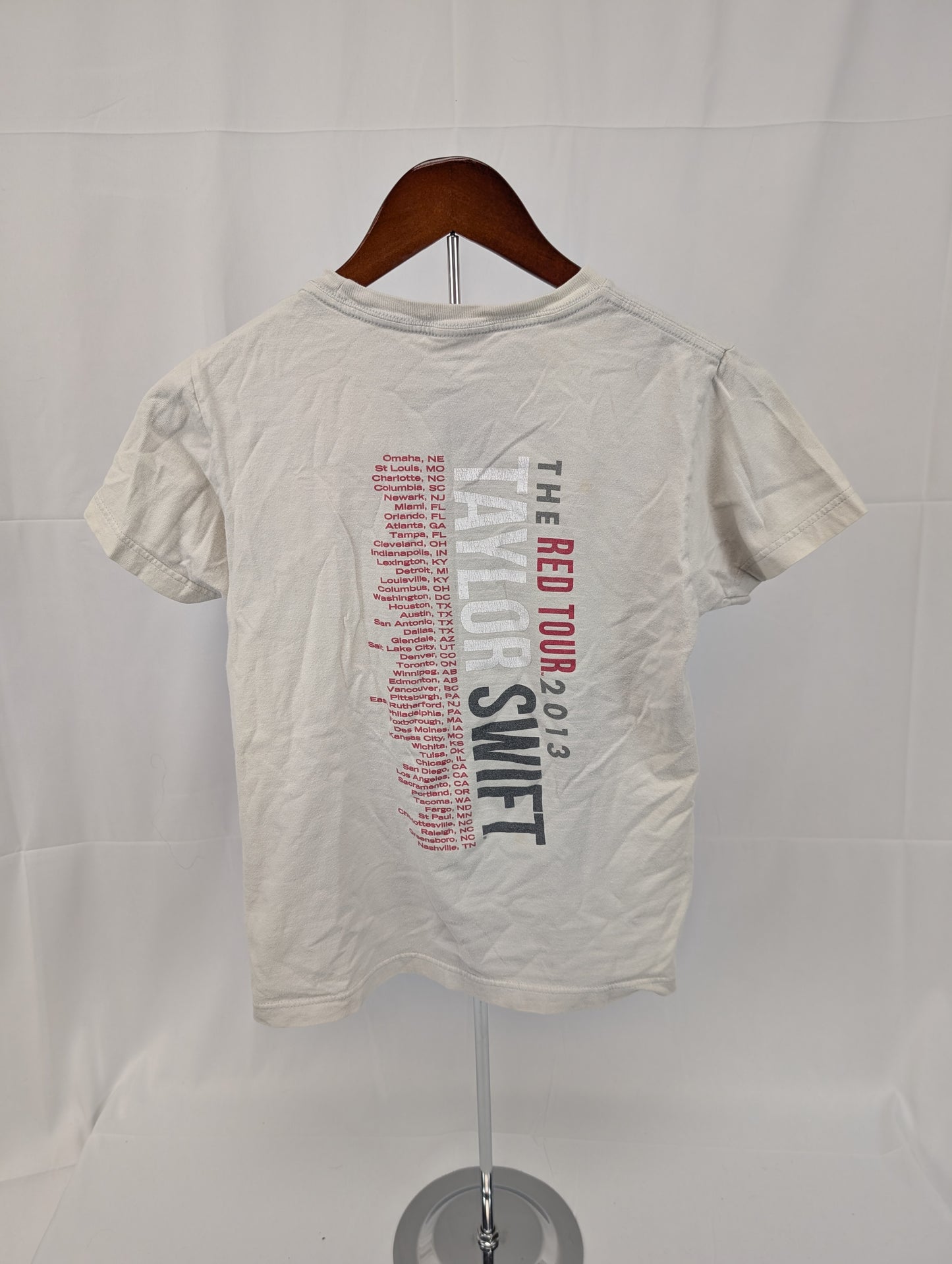 Taylor Swift authentic 2013 Red Tour t-shirt, Women's XS