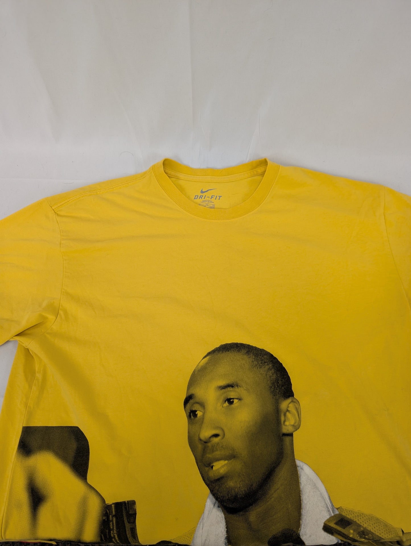 Nike Dri-Fit Kobe Bryant "The Interview" t-shirt. Men's XL