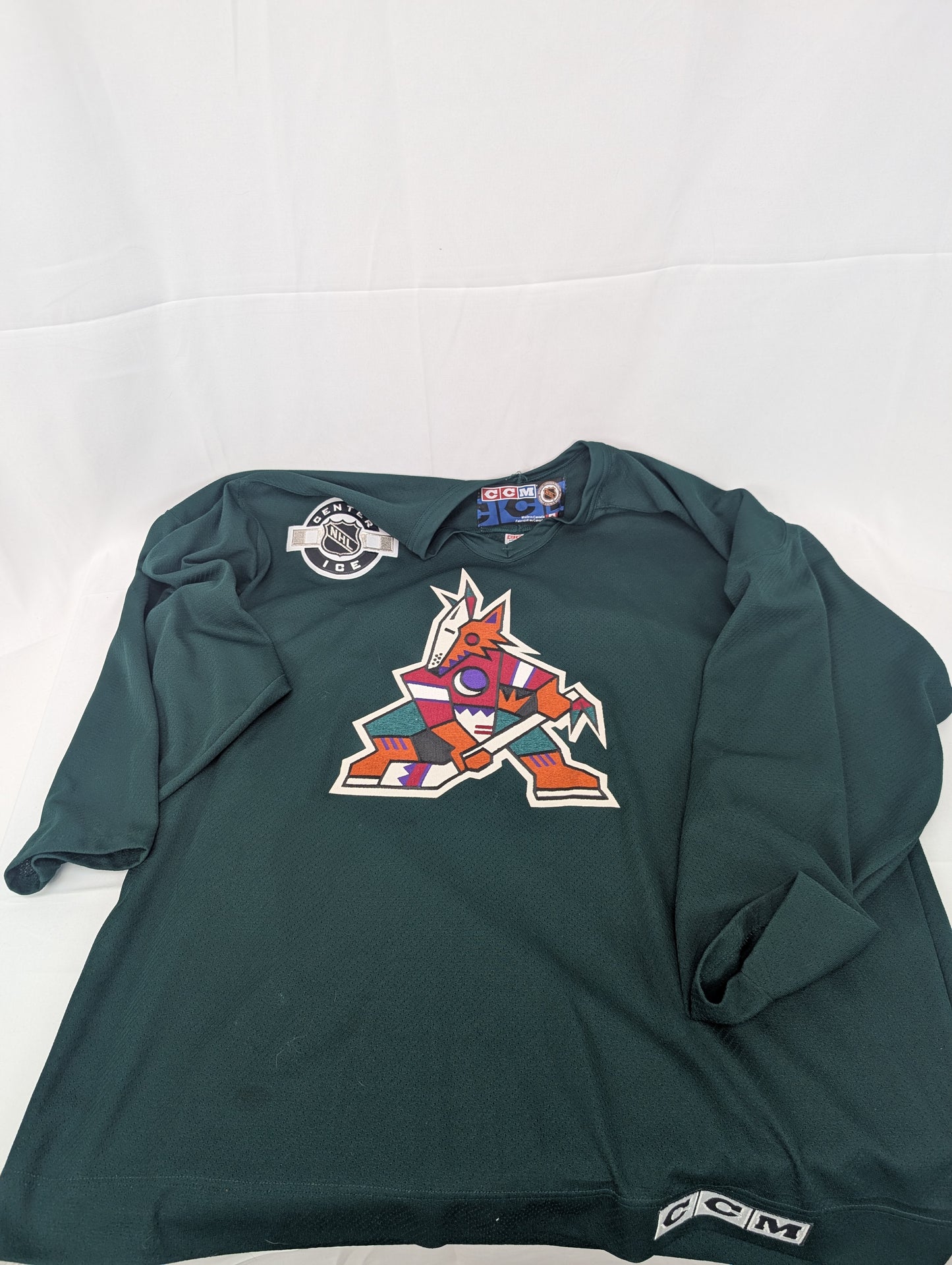 CCM Phoenix Coyotes vintage NHL goalie cut jersey, Men's XL