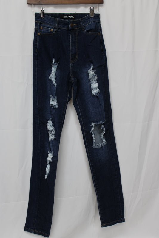Fashion Nova Ripped Skinny Jeans, Women’s 5/6