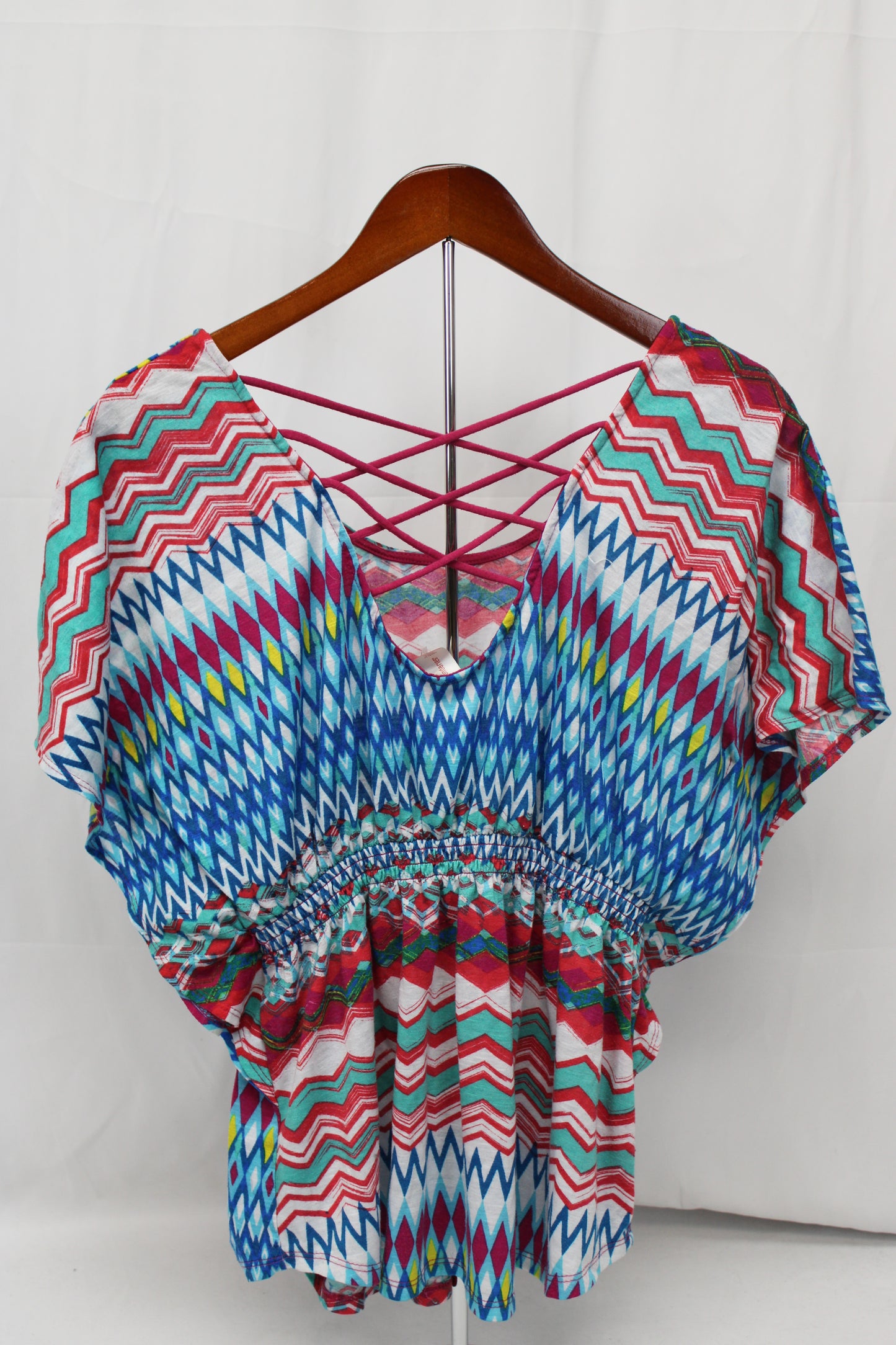 No Boundaries Short Sleeve Patterned Blouse, Multicolor, Women’s L