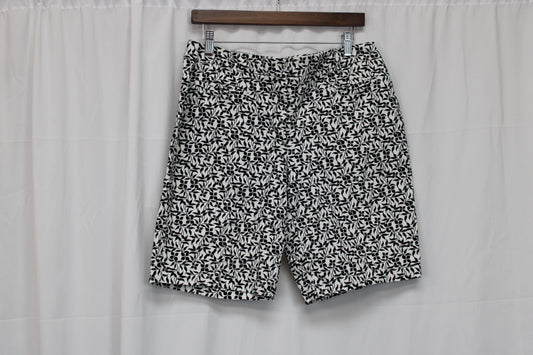 Land’s End Mid-Rise Floral Print Short, White/Black, Women’s 12