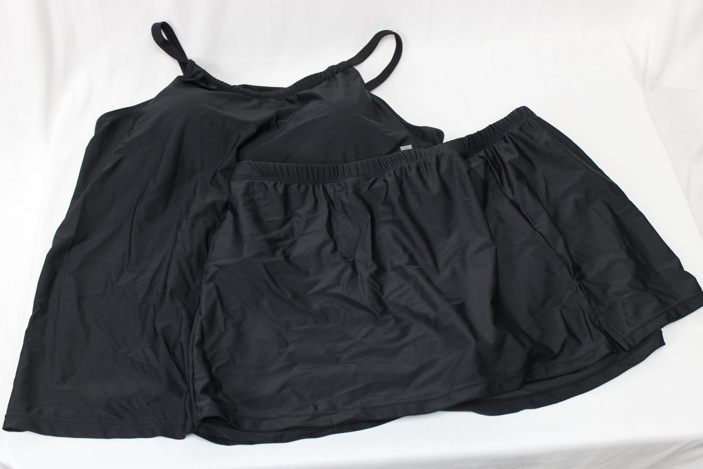 Yonique Two Piece Skirt Swimsuit, Women’s XXL