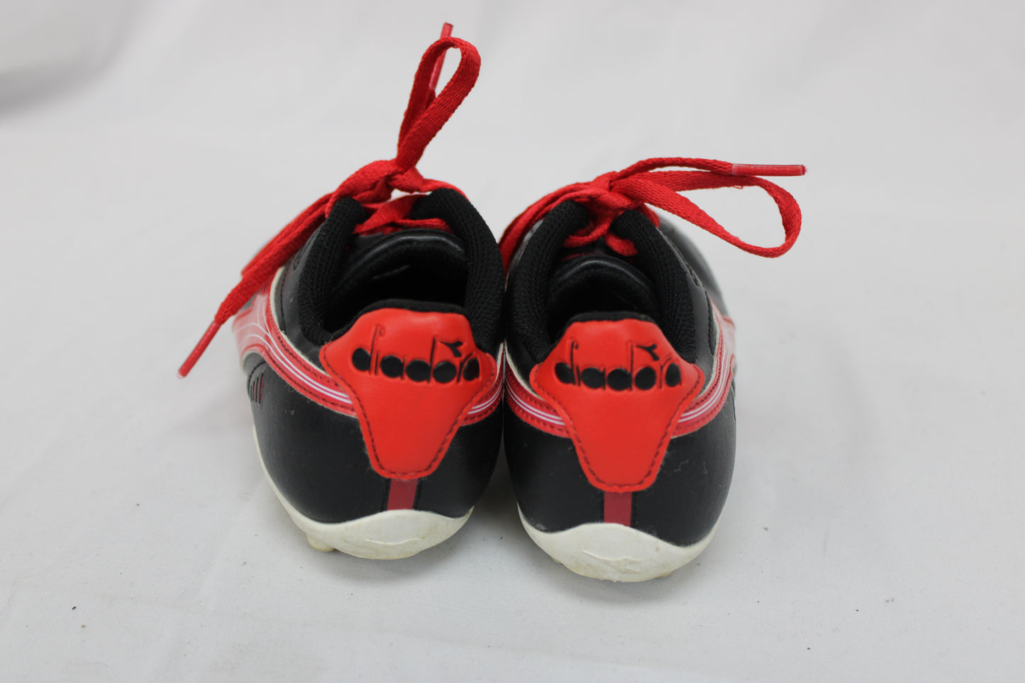 Diadora Cattura Soccer Shoes, Red/Black, Youth 12.5