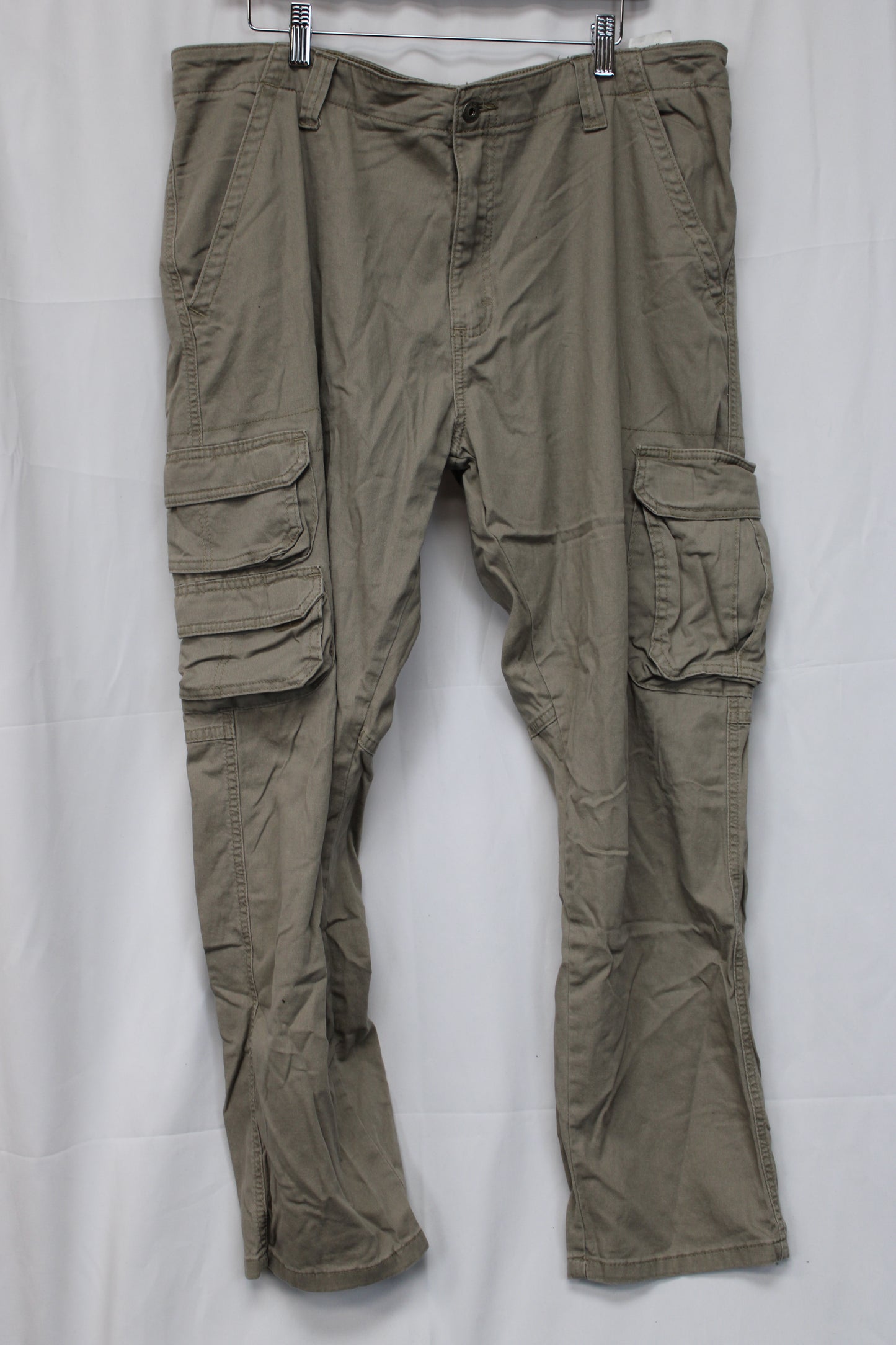 Wrangler Regular Taper Cargo Pants, Beige, Men’s 38/30