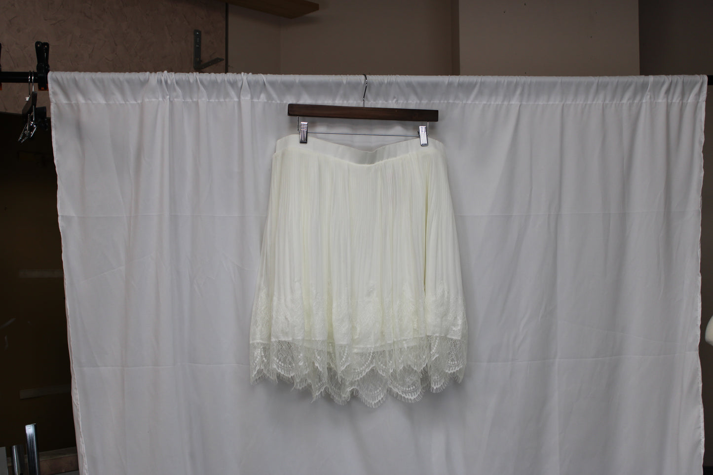 Torrid Lace Skirt, White, Women’s 16
