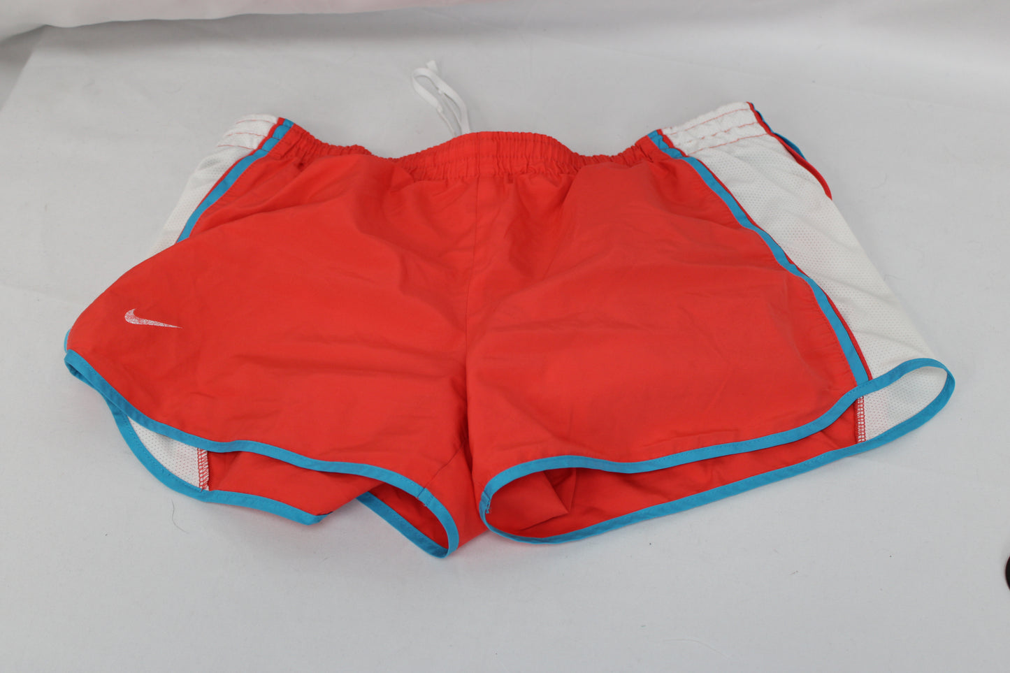 Nike/Under Amour Athletic Shorts Bundle(2), Green/Coral, Women’s L