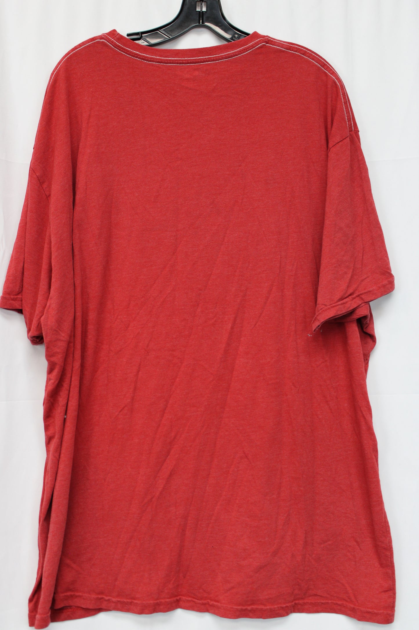 Holiday Time Don’t Stop Believing Santa Short Sleeve Shirt, Red, Men’s XXXL