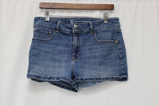 No Boundaries Denim Shorts, Women’s 15
