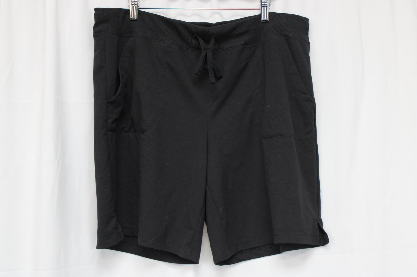 Athletic Works Active Drawstring Shorts, Black, Women’s XL