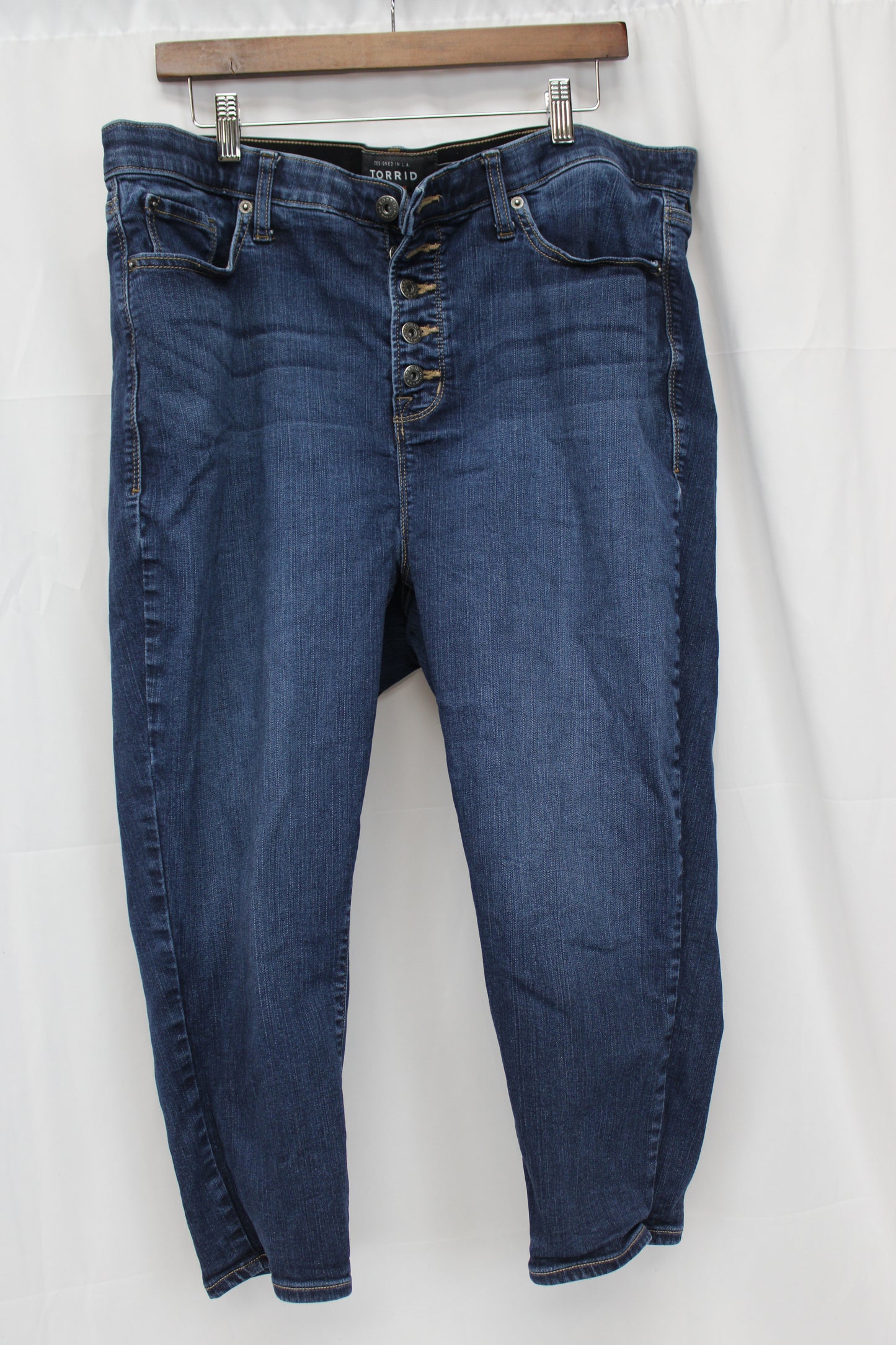 Torrid Denim Capris, Women’s 22