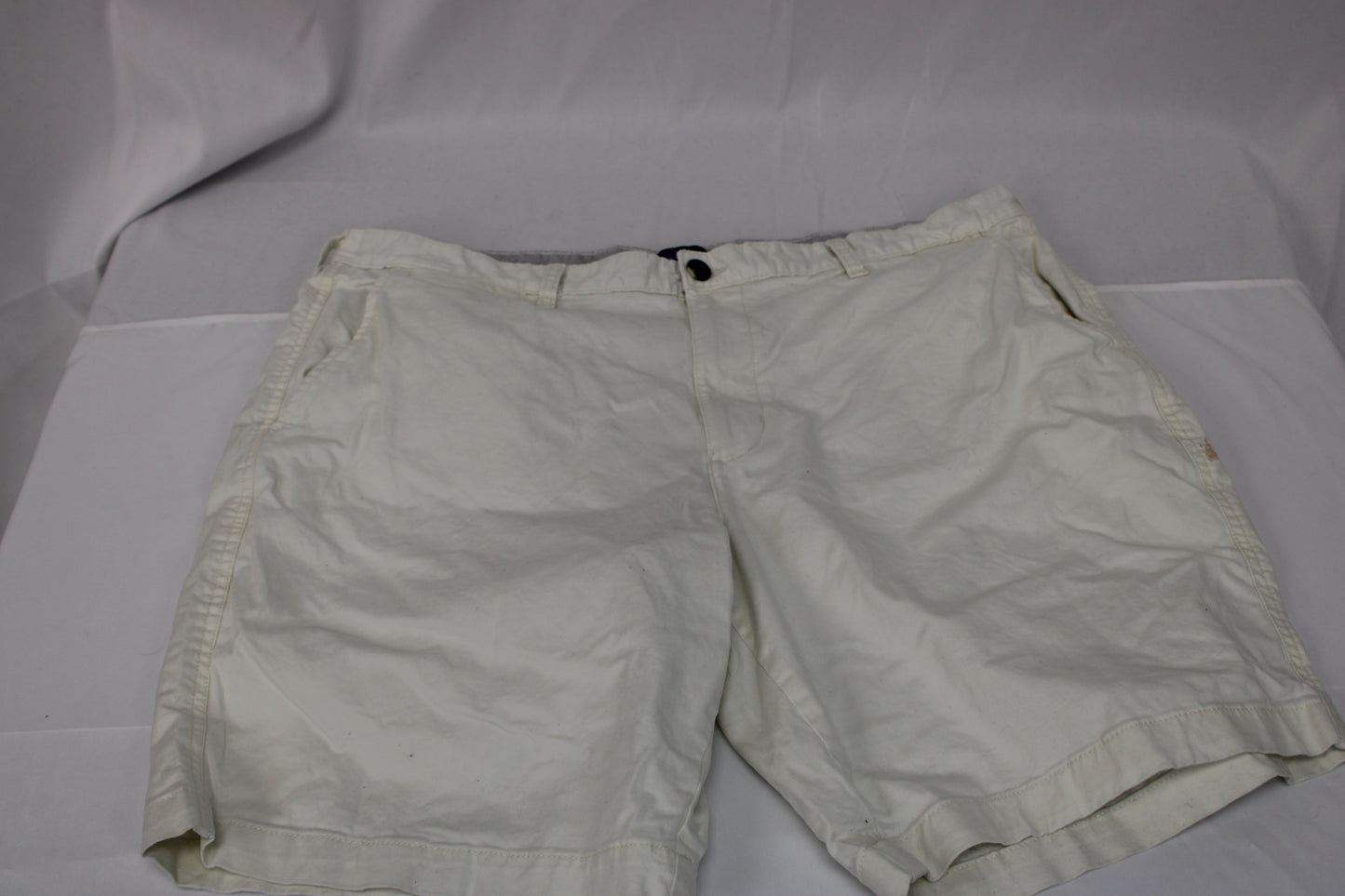 George Flat Front Casual Shorts, White, Men’s 40