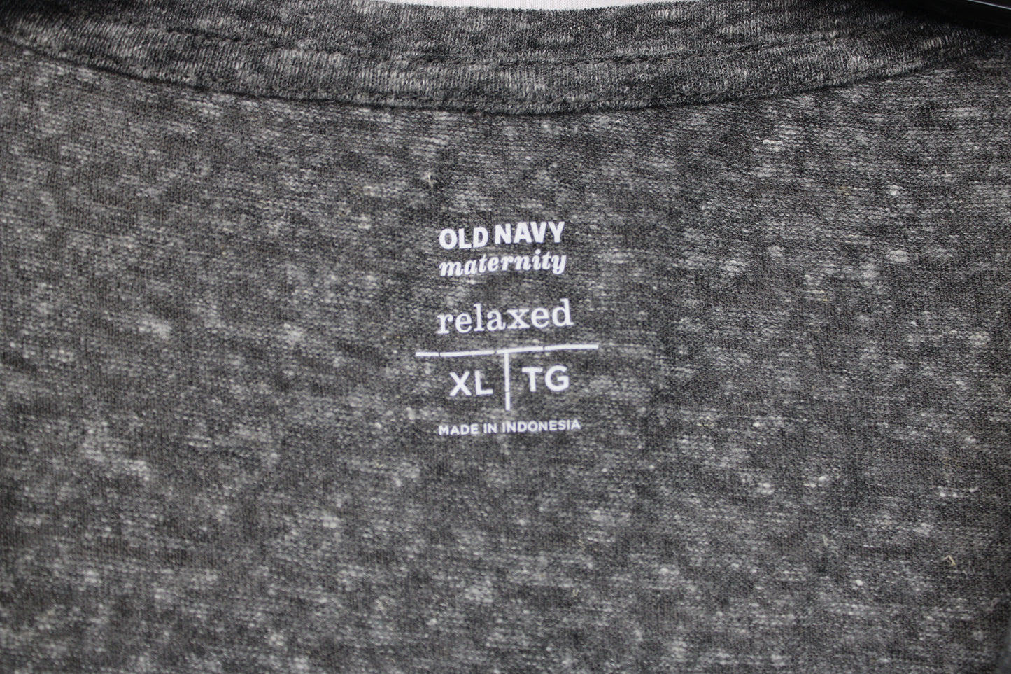 Old Navy Relaxed Maternity Short Sleeve Shirt, Gray, Women’s XL