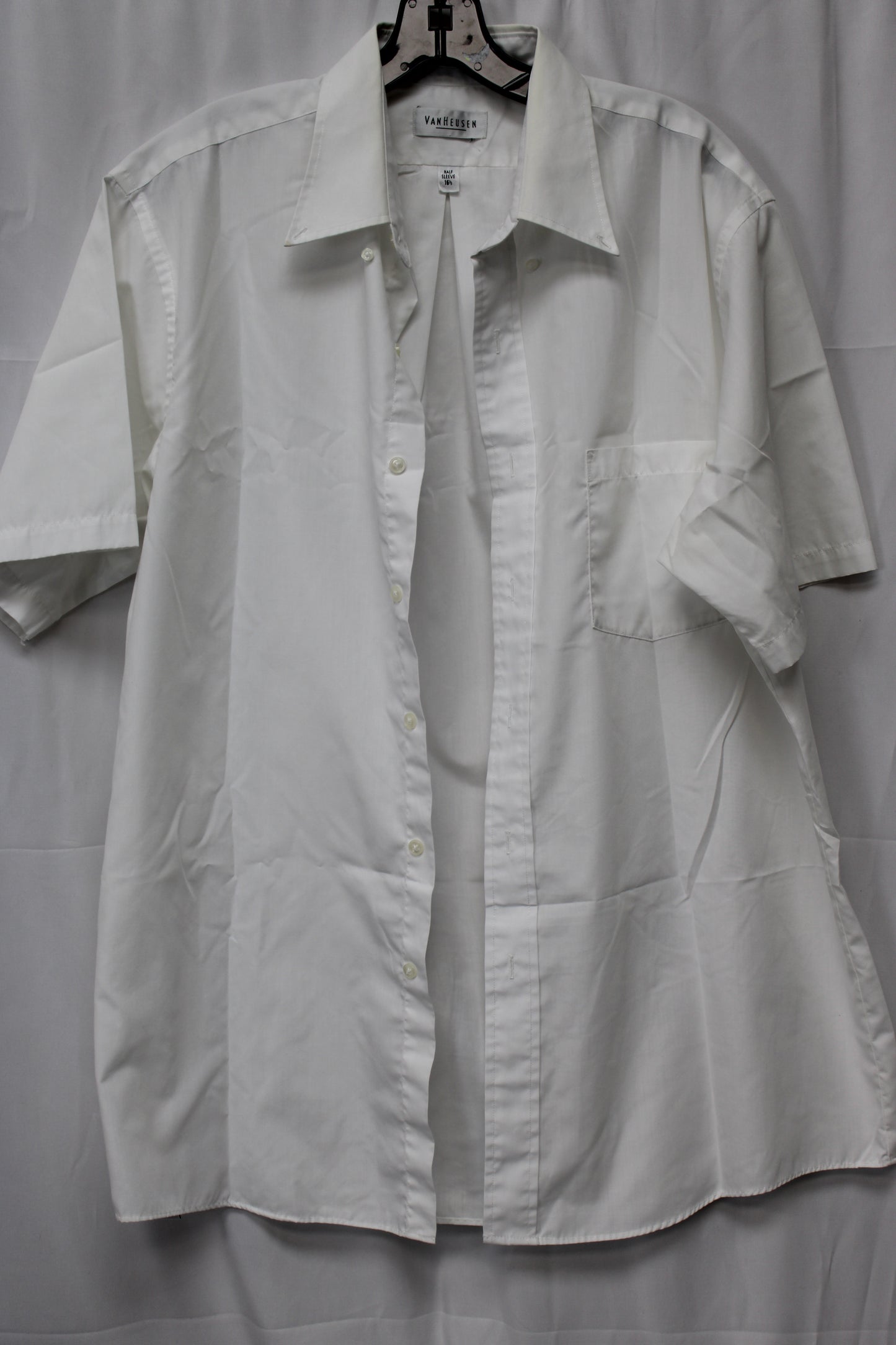 Van Heusen Short Sleeve Button Up Shirt, White, 16 1/2 Half Sleeve, Men’s L