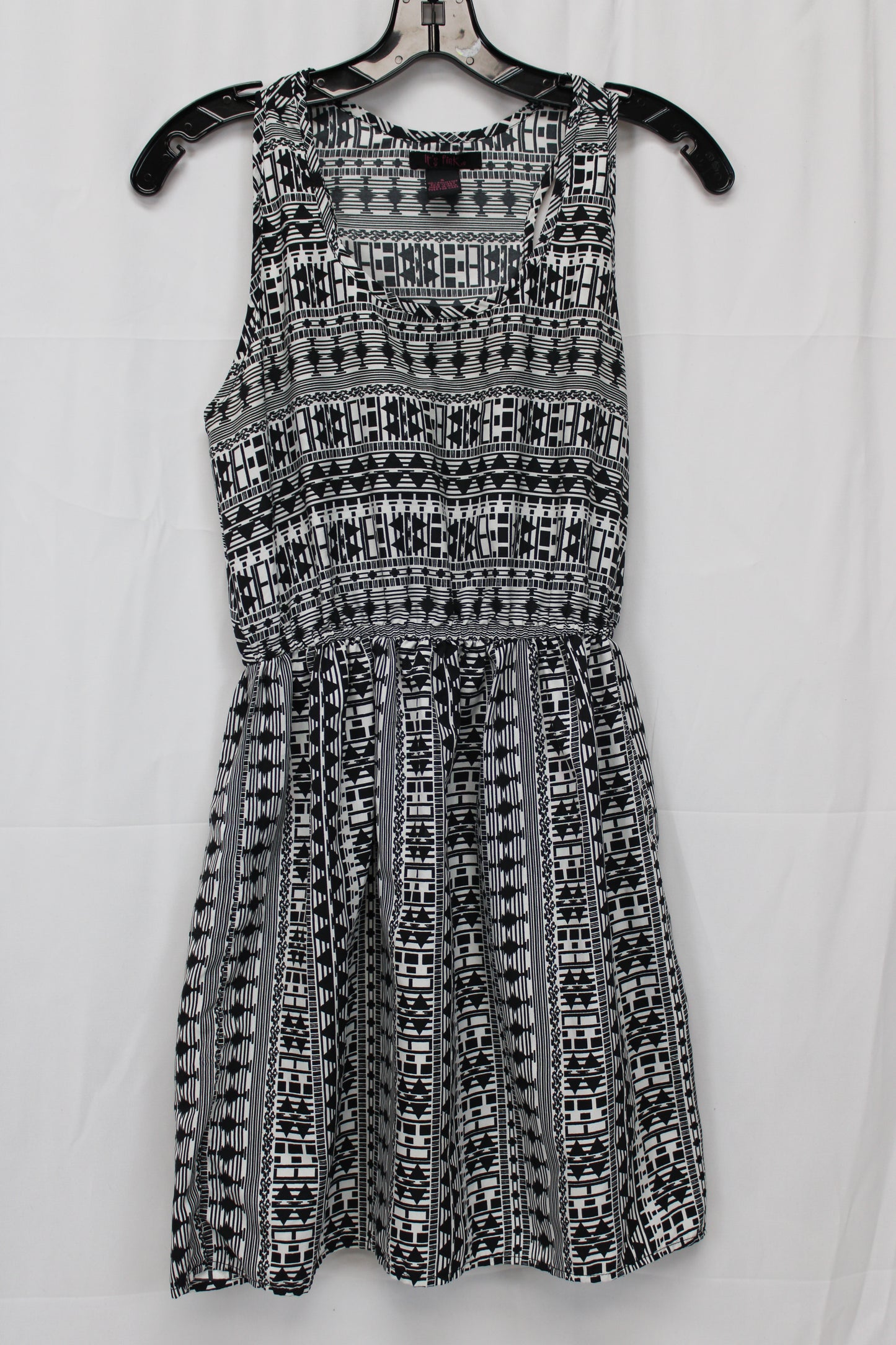 It’s Pink Sleeveless Patterned Dress, Black/White, Women’s S
