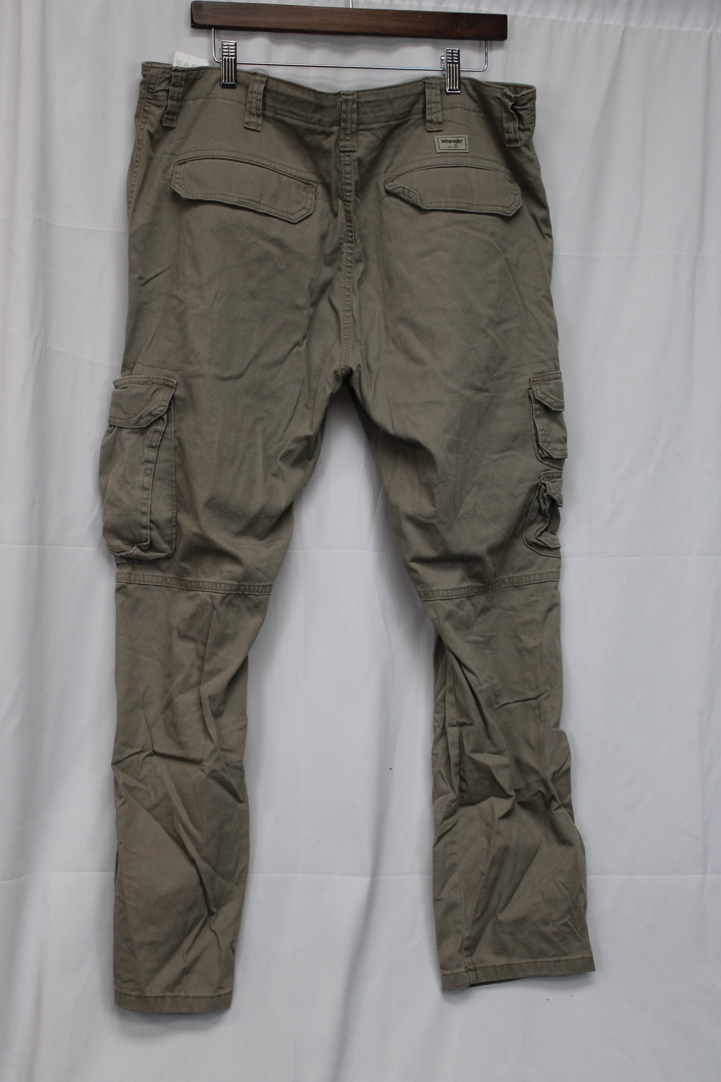 Wrangler Regular Taper Cargo Pants, Beige, Men’s 38/30