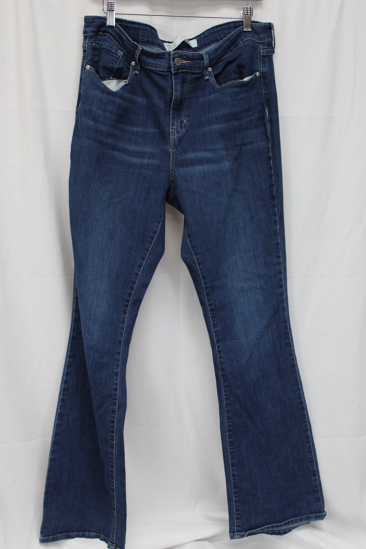 Levi Strauss Mid Rise Bootcut Jeans, Women’s 33/34