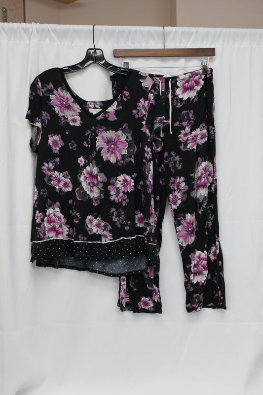 Secret Treasures Floral Pajama Set, Black/Purple, Women’s M